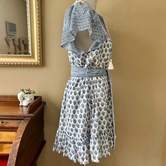 Cleobella Leah Mini Dress Blue White Hydrangea Floral Flutter Sleeve Belt Size M - Picture 10 of 15